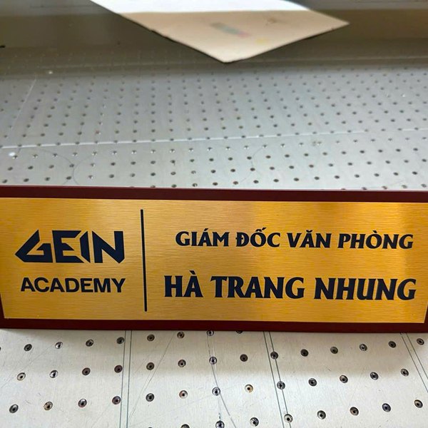 Biển chức danh