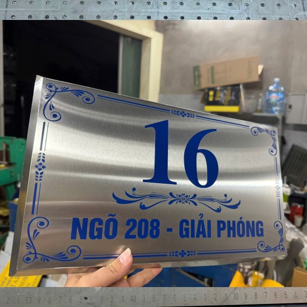 Biển số nhà bằng inox màu bạc
