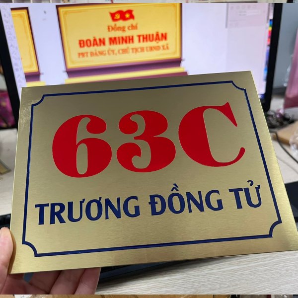 Làm biển số nhà