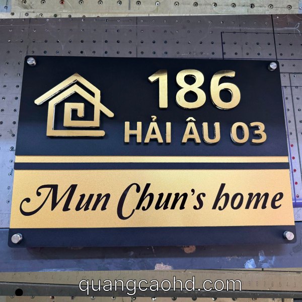 Làm biển số nhà